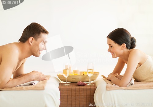 Image of couple in spa