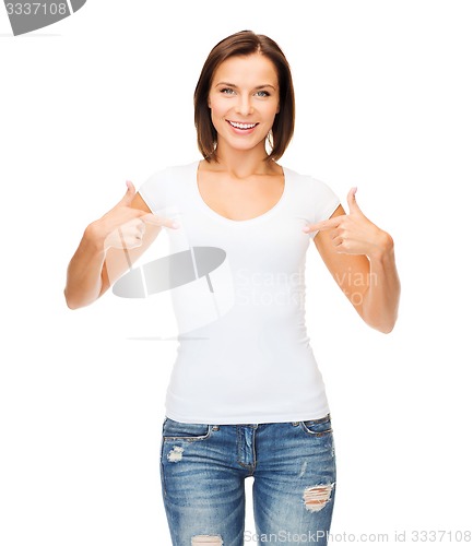 Image of woman in blank white t-shirt