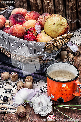 Image of fruit basket and game lotto