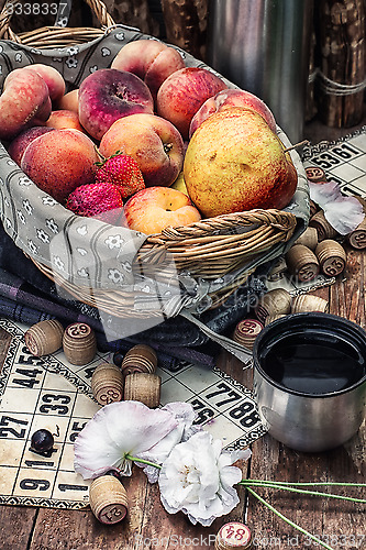 Image of fruit basket and game lotto