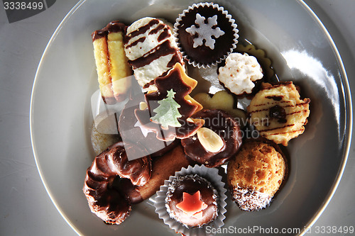 Image of christmas desserts 