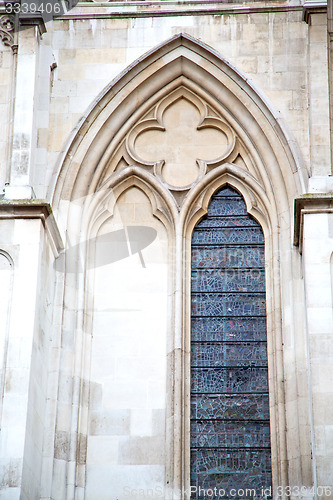 Image of  cathedral in london  construction and religion