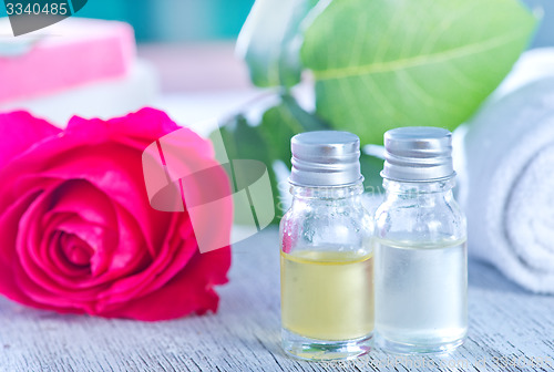 Image of rose oil