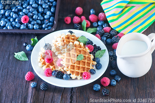 Image of wafels with berry