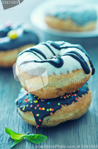 Image of donuts