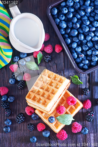 Image of wafels with berry