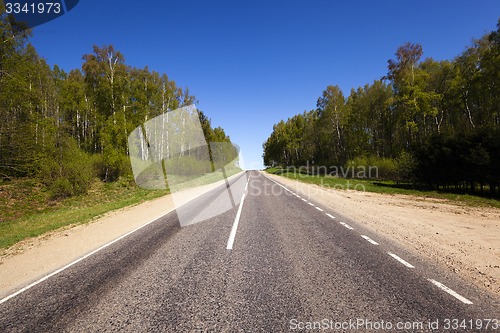 Image of the asphalted road 