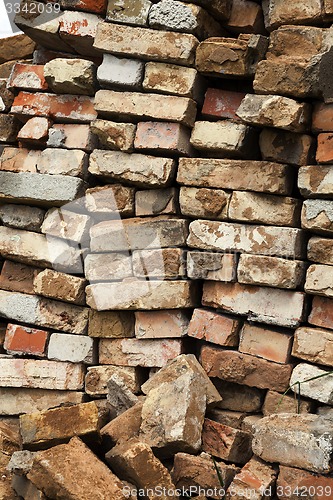Image of old bricks 