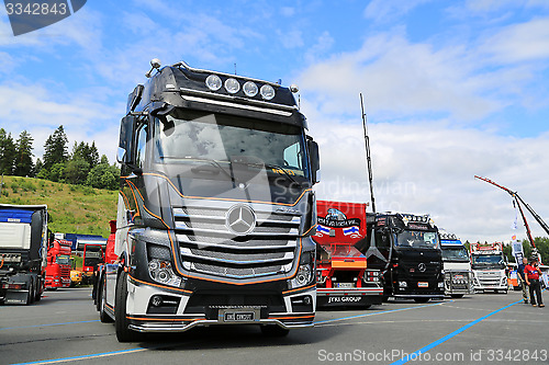 Image of Mercedes-Benz Actros 2651 Uniq Concept Truck