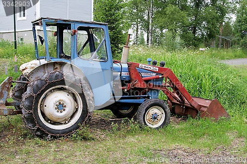 Image of Old tractor