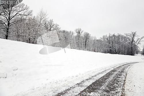 Image of the winter road  