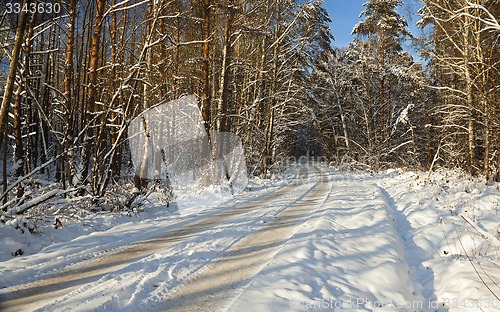 Image of the winter road  