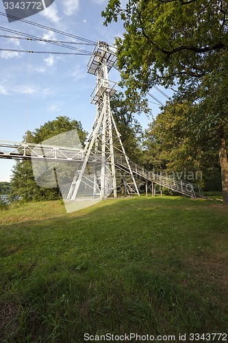 Image of the foot bridge 