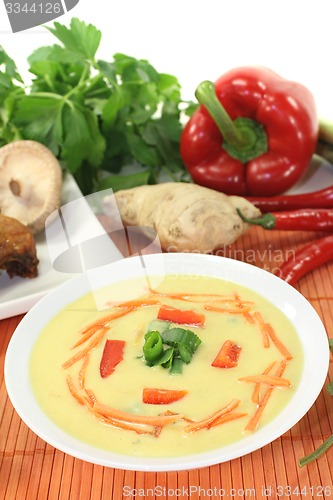 Image of Curry Soup with chicken and carrots