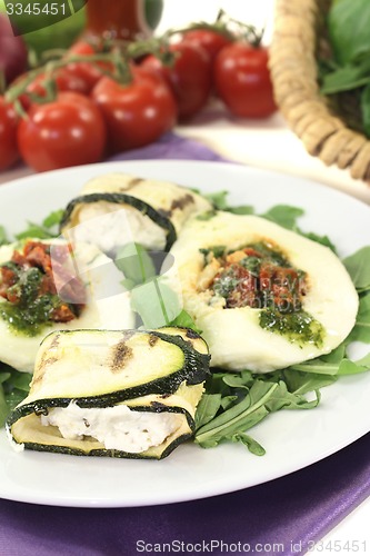 Image of Courgette rolls and filled mozzarella with basil