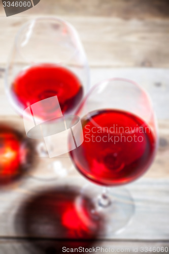 Image of red wine in glasses