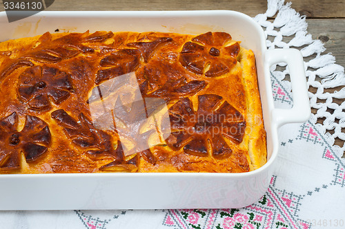 Image of turnover in a white ceramic pot