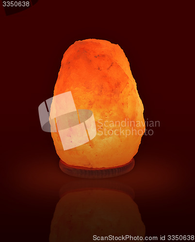 Image of Himalayan salt lamp