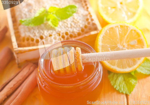 Image of fresh honey