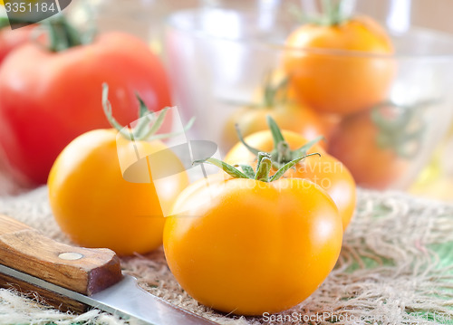 Image of Yellow tomato