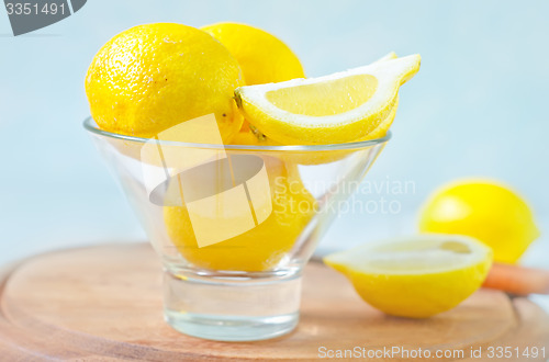 Image of lemons
