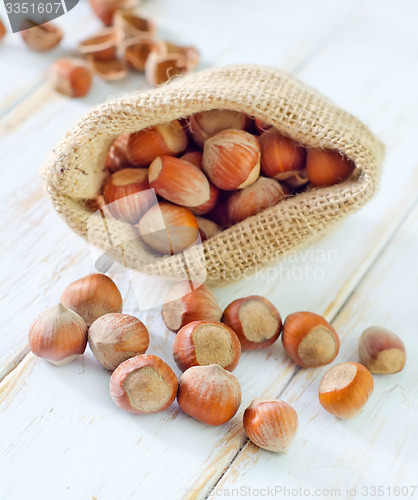 Image of hazelnuts