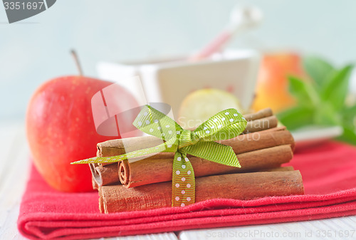 Image of cinnamon