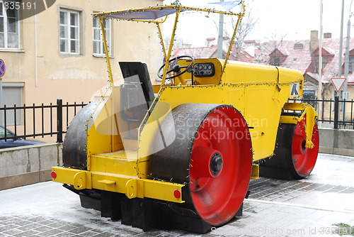 Image of Yellow road-roller