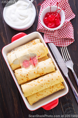 Image of pancakes with cherry