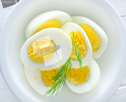 Image of boiled eggs