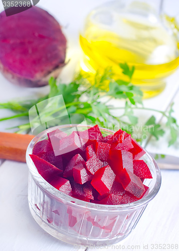 Image of salad with beet