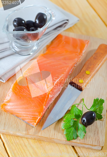 Image of raw salmon