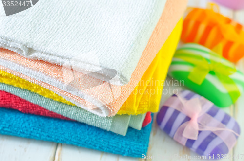 Image of color towels