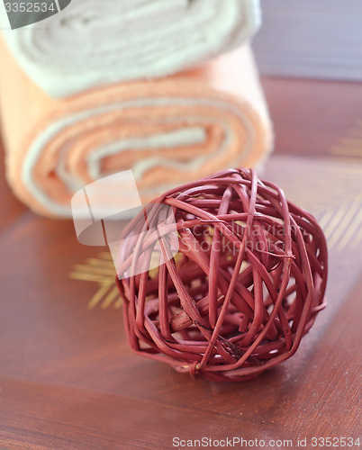 Image of decoration ball and towels