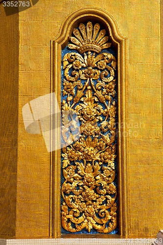 Image of window   in  gold    temple    bangkok  flower