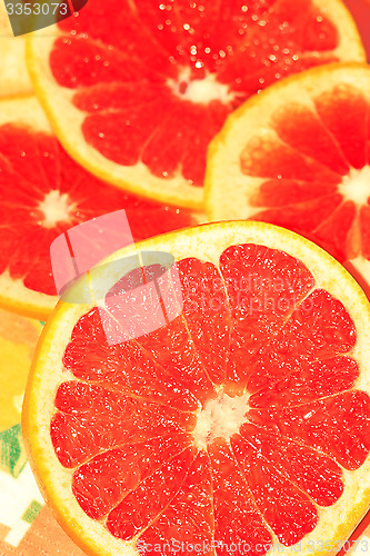 Image of cut grapefruit