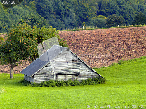 Image of barn