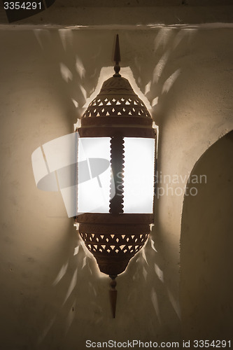 Image of Historic lamp Oman