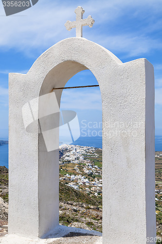 Image of Arch with cross