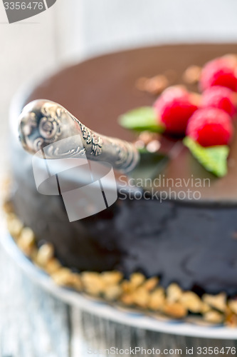 Image of Knife to cut the cake.
