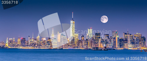 Image of New York City Manhattan downtown skyline