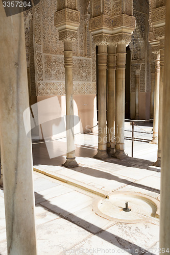 Image of Little fountain in Alhambra