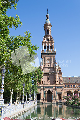 Image of Spain square tower