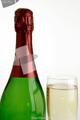 Image of Bottle of champagner