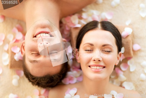 Image of couple in spa