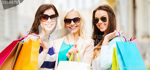 Image of girls with shopping bags in ctiy