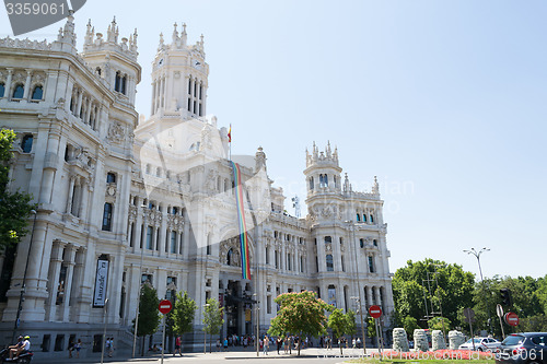 Image of Madrid city hall with the gay pride flag