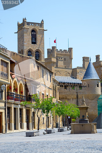 Image of Castle of Olite from the town hall square
