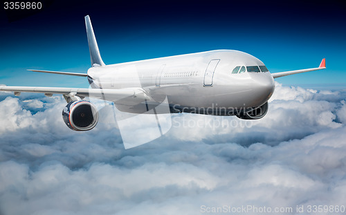 Image of Passenger Airliner in the sky