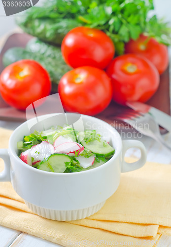 Image of fresh salad